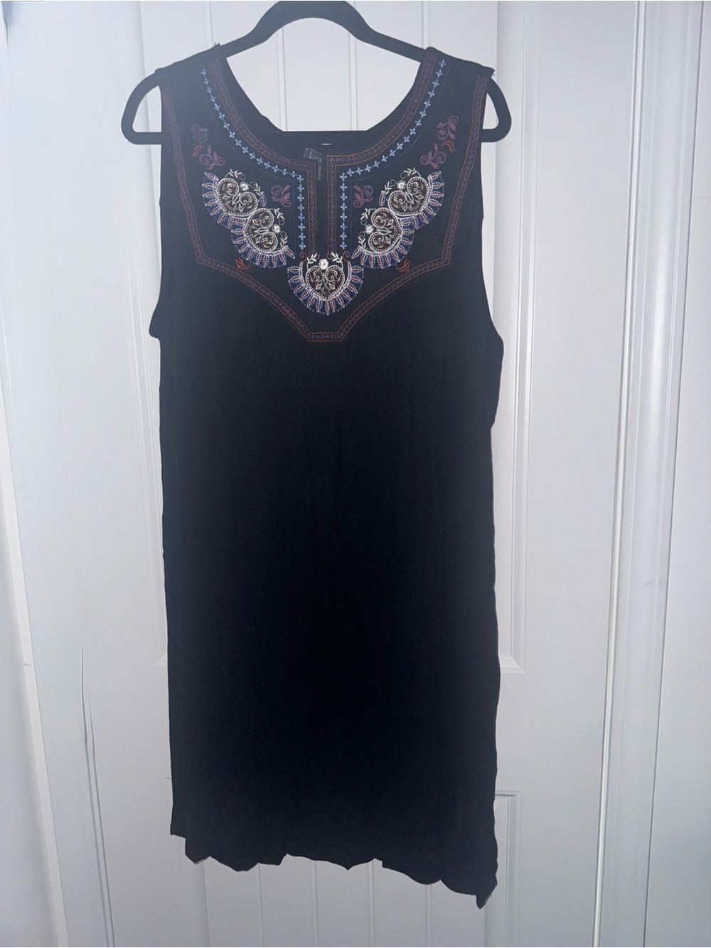 Luxology Black Embroidered Boho Sleeveless Shift Dress 3X